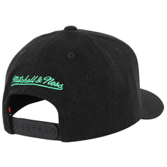 Mitchell & Ness NBA Milwaukee Bucks Nitro Wave Redline Black Cap