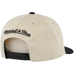 Mitchell & Ness NBA Toronto Raptors HWC Vintage Jockey Cream Cap