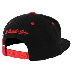 Mitchell & Ness NHL Chicago Blackhawks Rising Tide Black Cap