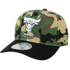 Mitchell & Ness NBA Chicago Bulls Mesh Camo Green Cap