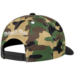 Mitchell & Ness NBA Chicago Bulls Mesh Camo Green Cap