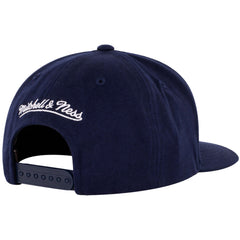 Mitchell & Ness NBA Cleveland Cavaliers Team Arch Pinch Panel Navy Cap