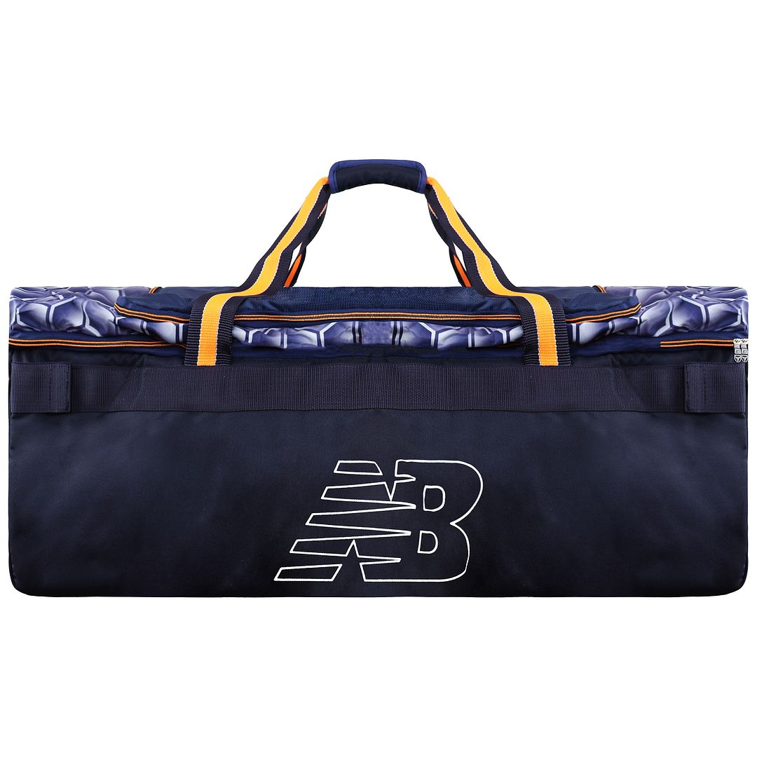 New Balance DC880 Large Wheelie Cricket Bag