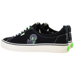 Cariuma OCA Low Razer Unisex Black Plimsolls