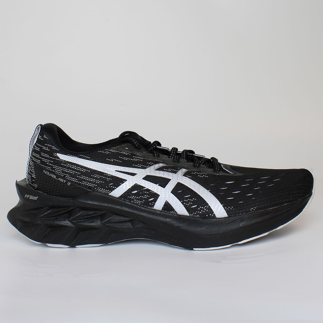 Asics NovaBlast 22 Mens Black Running Trainers NO BOX