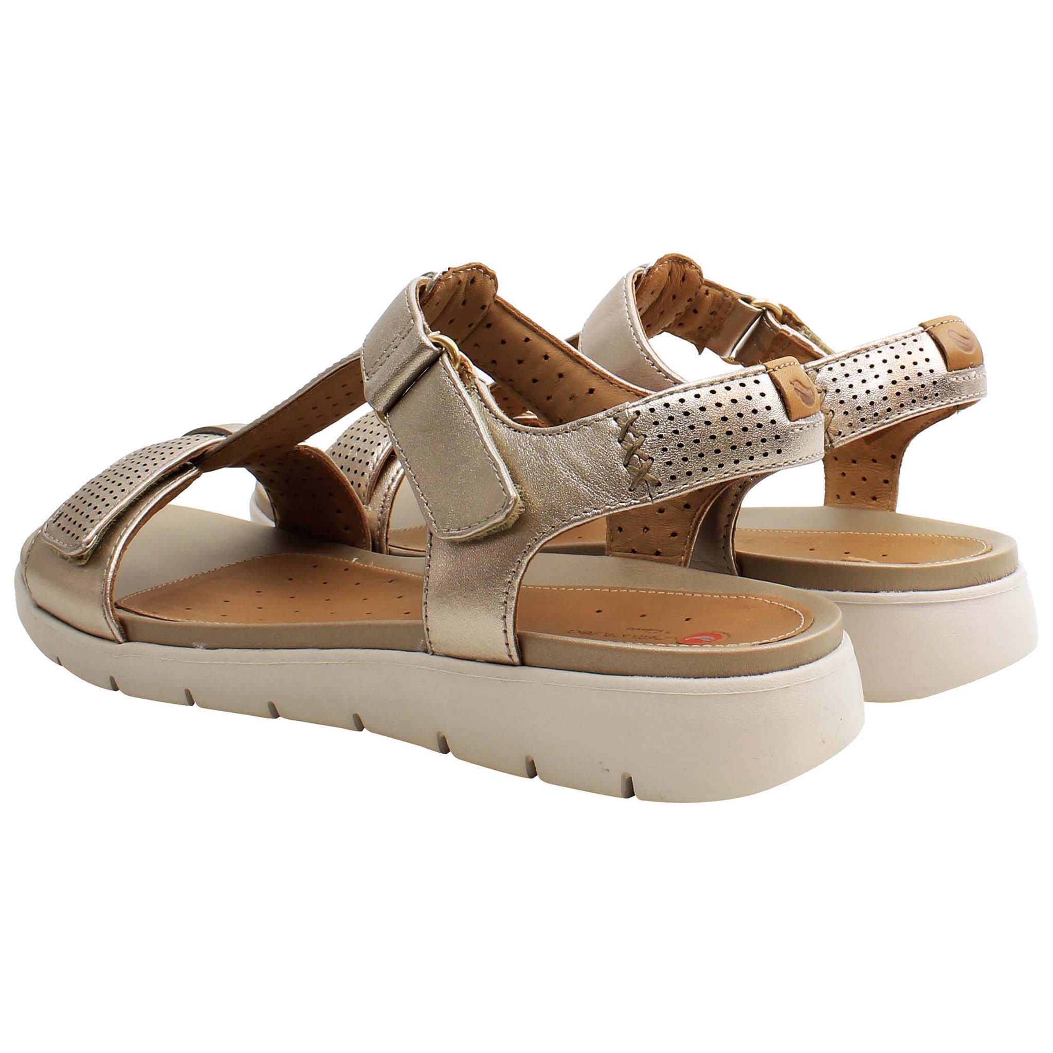 Clarks Un Haywood Womens Gold Sandals