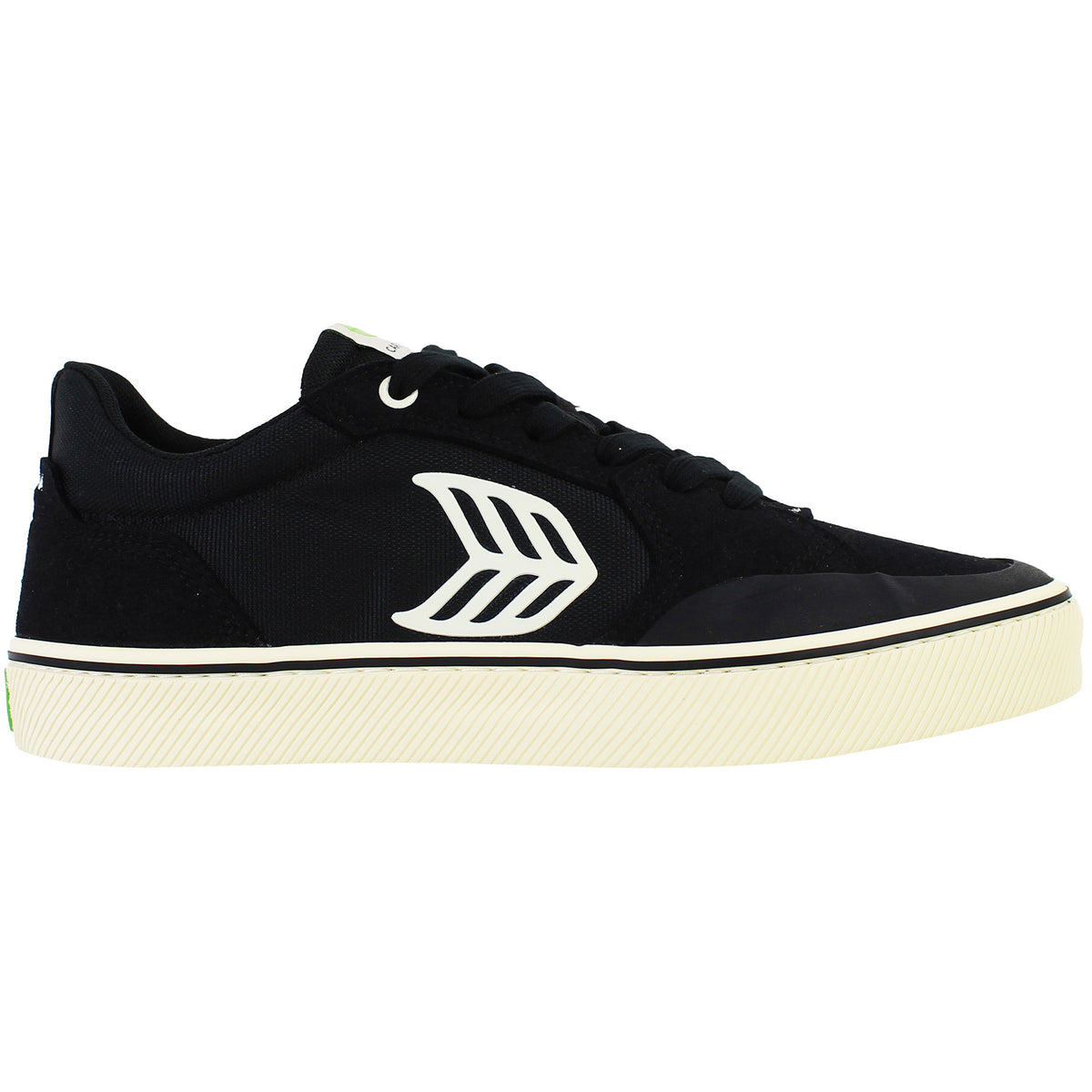 Cariuma Vallely Pro Unisex Black Plimsolls