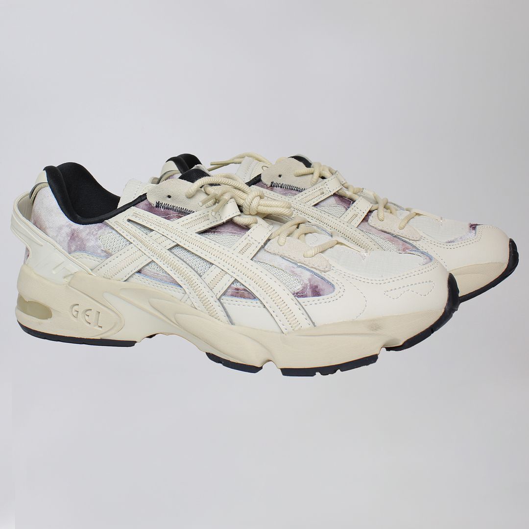 Asics Gel-Kayano 5 RE Mens White Running Trainers NO BOX