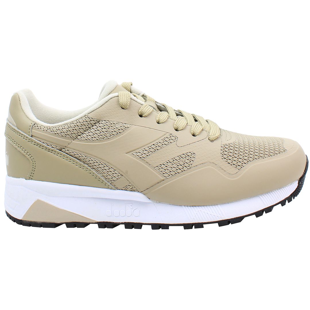 Diadora N902 MM Mens Beige Trainers