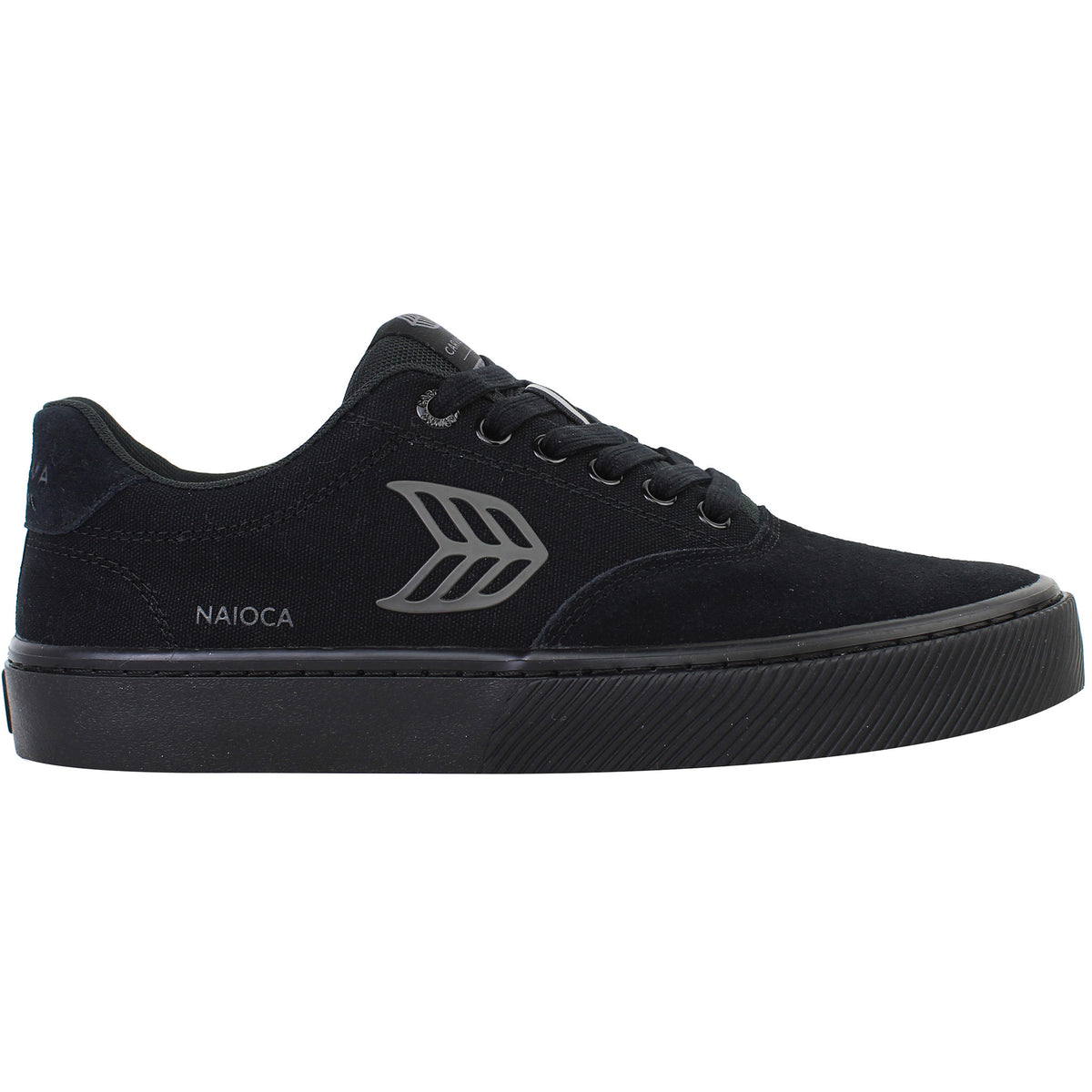 Cariuma Naioca Pro Unisex Black Plimsolls