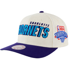Mitchell & Ness NBA Charlotte Hornets 1996 Crown Draft Off White Cap