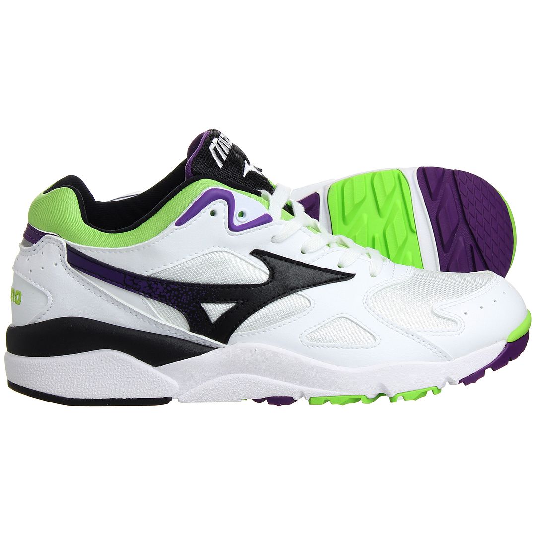 Mizuno Sky Medal Mens White Trainers