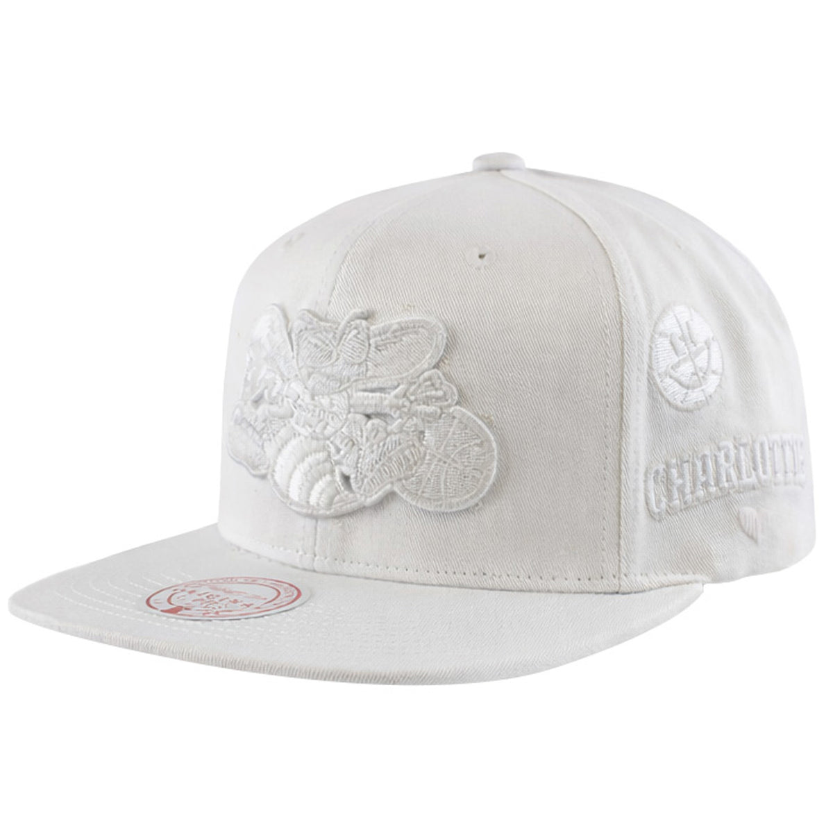 Mitchell & Ness NBA Charlotte Hornets HWC UV Reactive White Cap