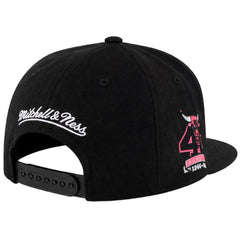 Mitchell & Ness NBA Chicago Bulls Neon Tropical Black Cap