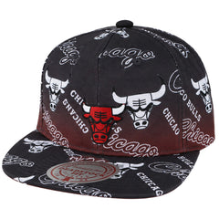 Mitchell & Ness NBA Chicago Bulls Destination Leisure Black Cap